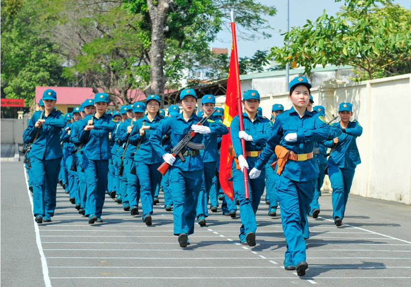 TP.HCM: Hơn 100 nữ dân quân để huấn luyện cho dịp kỷ niệm quan trọng của đất nước