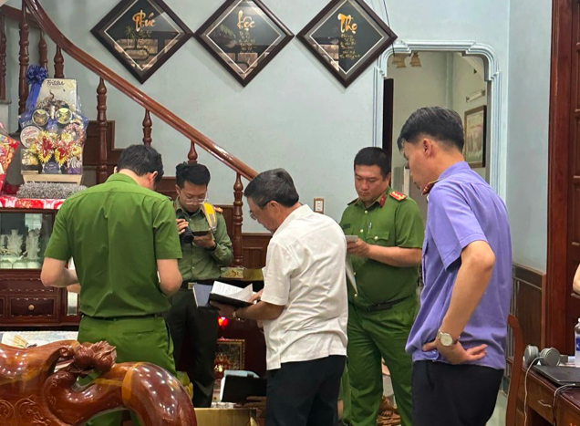 vi sao nguyen pho chu tich ubnd huyen cat tien o lam dong bi khoi to bat giam