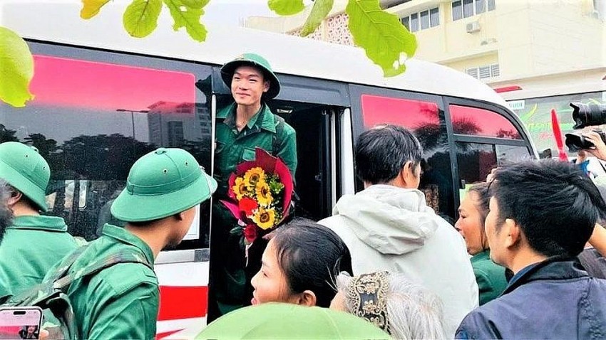 Không chấp hành quyết định gọi nhập ngũ bị phạt tiền đến 75 triệu đồng. Không chấp hành quyết định gọi nhập ngũ bị phạt tiền đến 75 triệu đồng.