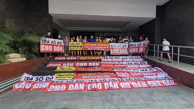 Luật Kinh doanh bất động sản yêu cầu Chủ đầu tư phải giải chấp trước khi bán, hoặc cho thuê nhà ở hình thành trong tương lai.