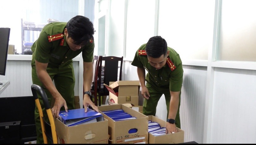 TP.HCM: Triệt phá nhóm đối tượng cho vay lãi nặng hàng nghìn tỷ đồng