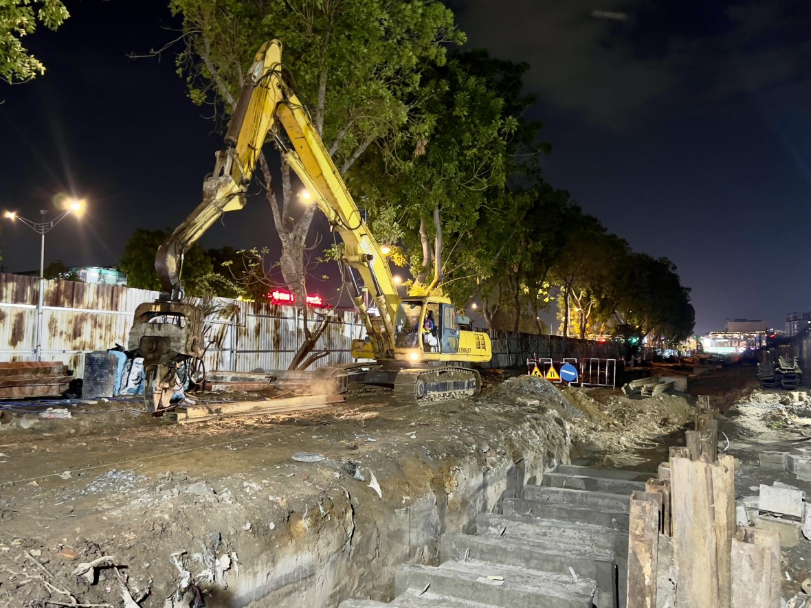 Khẩn trương di dời hạ tầng kỹ thuật của dự án Tuyến metro số 2