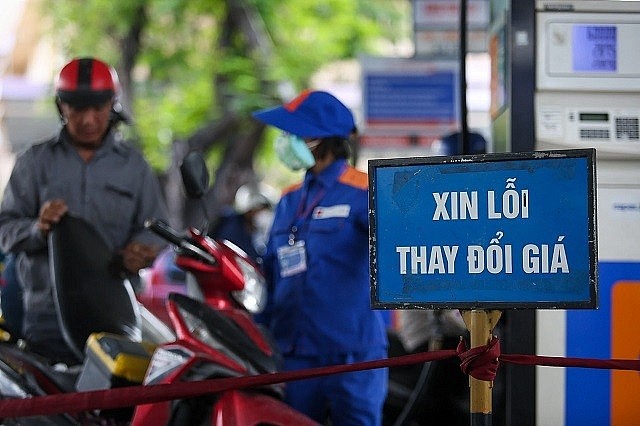 Giá xăng dầu quay đầu giảm