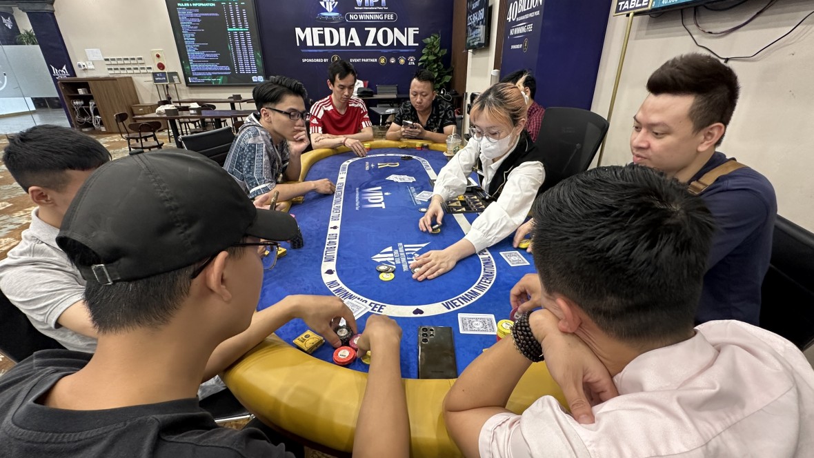 Cần tạm dừng cấp phép thành lập câu lạc bộ Poker (Bài 2): Tệ nạn xã hội hay bộ môn thể thao trí tuệ?