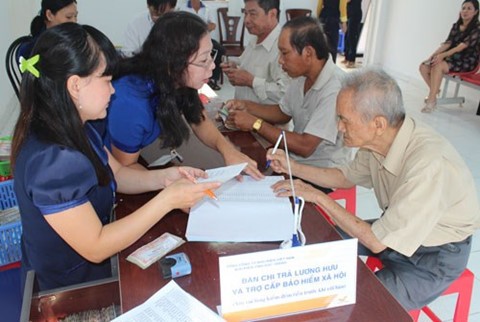 Tăng mức chuẩn trợ giúp xã hội lên 500.000 đồng/tháng