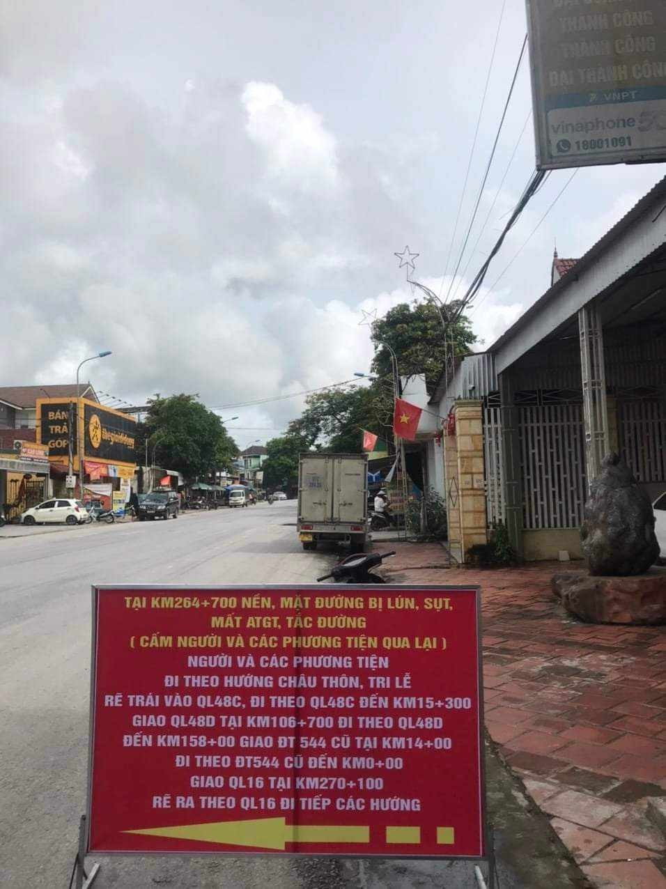 Thông báo tổ chức giao thông hướng lưu thông. Thông báo tổ chức giao thông hướng lưu thông.