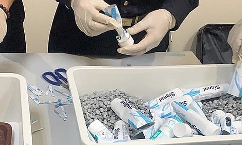 Nâng cao nghiệp vụ chuyển phát nhanh để tăng cường kiểm soát ma túy