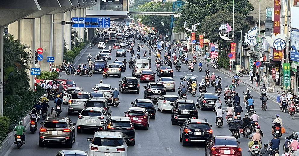 Ban hành Kế hoạch triển khai Luật Trật tự, an toàn giao thông đường bộ