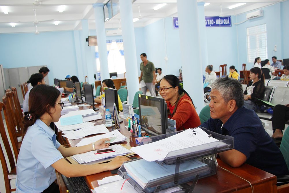 Thân nhân của cán bộ tố tụng, thi hành án cũng được bảo vệ