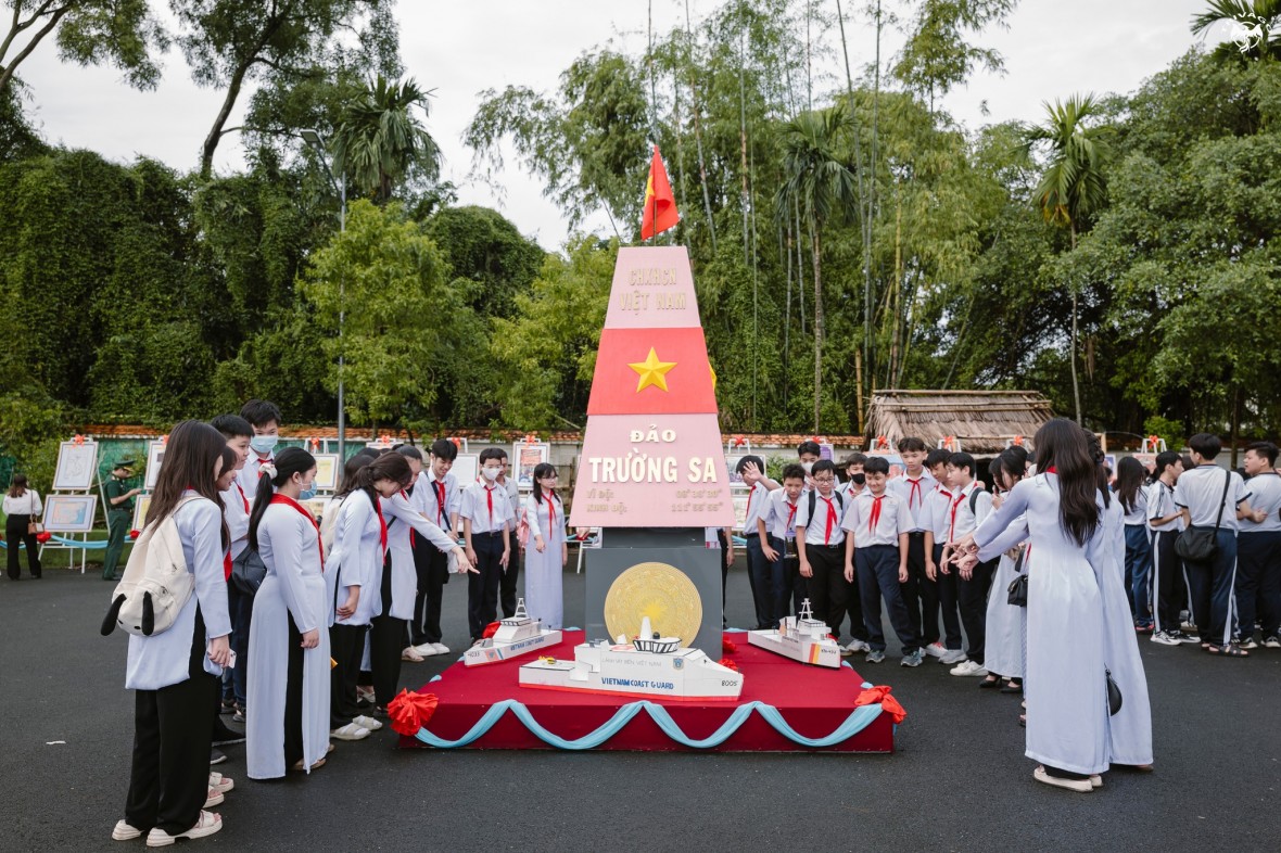 Cà Mau: Trưng bày 61 hình ảnh, tư liệu quý về chủ quyền Hoàng Sa, Trường Sa