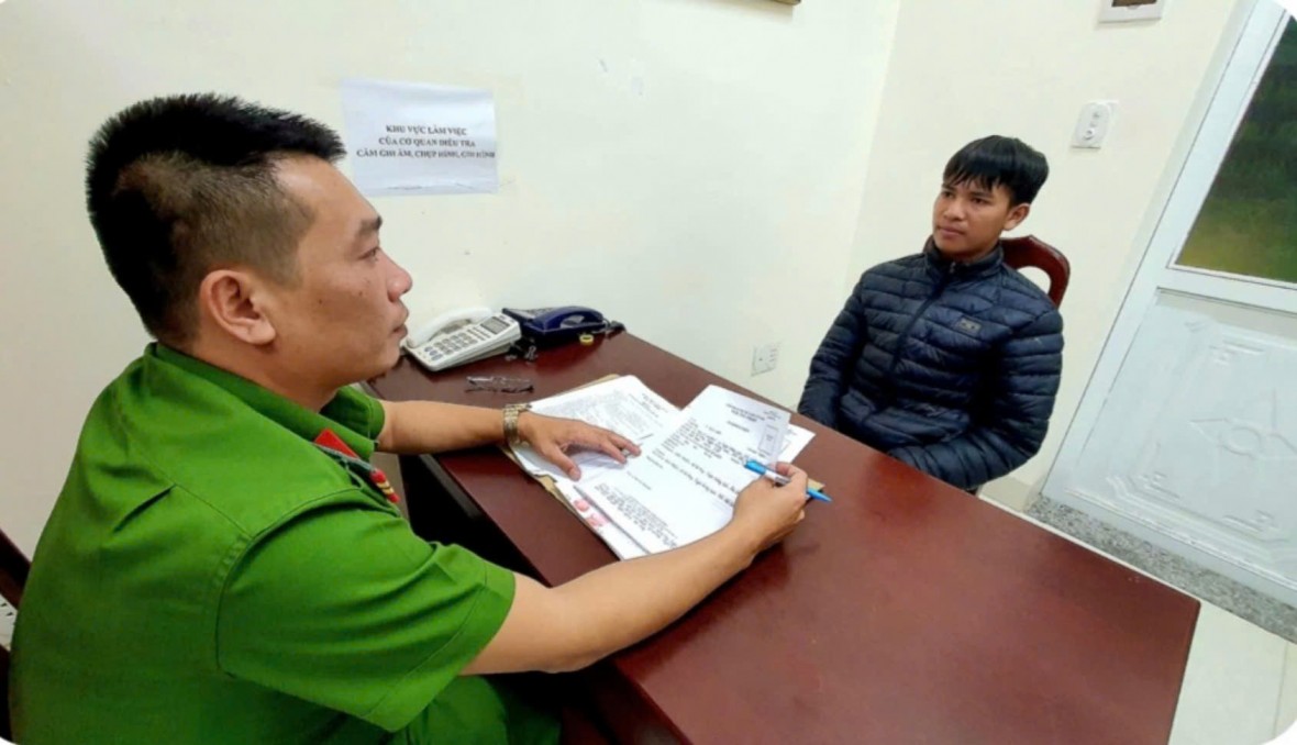 Đắk Lắk: Tạm giữ đối tượng cầm cuốc bổ vào đầu khiến 1 người tử vong Đắk Lắk: Tạm giữ đối tượng cầm cuốc bổ vào đầu khiến 1 người tử vong