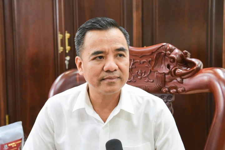 Đề nghị xem xét kỷ luật Phó Giám đốc Sở và nhiều cán bộ thuộc sở TN&MT Bắc Ninh Nguyễn Đình Phương - Phó Bí thư Đảng ủy, Chủ nhiệm UBKT Đảng ủy, Phó Giám đốc Sở TN&MT bị đề nghị kỷ luật.