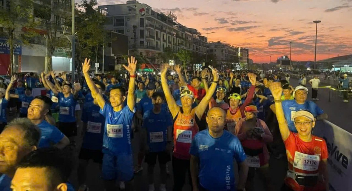 Hơn 13.500 vận động viên chinh phục Giải Marathon Quốc tế Di sản Hạ Long 2024