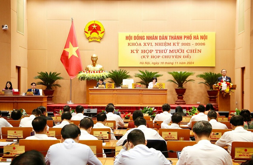 Quang cảnh kỳ họp