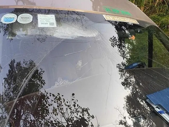 Hà Giang: Xử lý 3 thiếu niên ném đá vỡ kính 2 xe ô tô