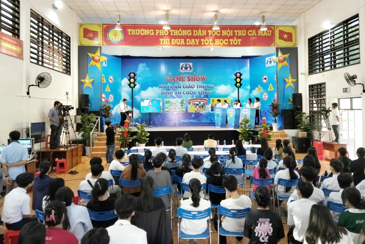 Cà Mau: Sôi nổi Game show “An toàn giao thông - Bình an cuộc sống”