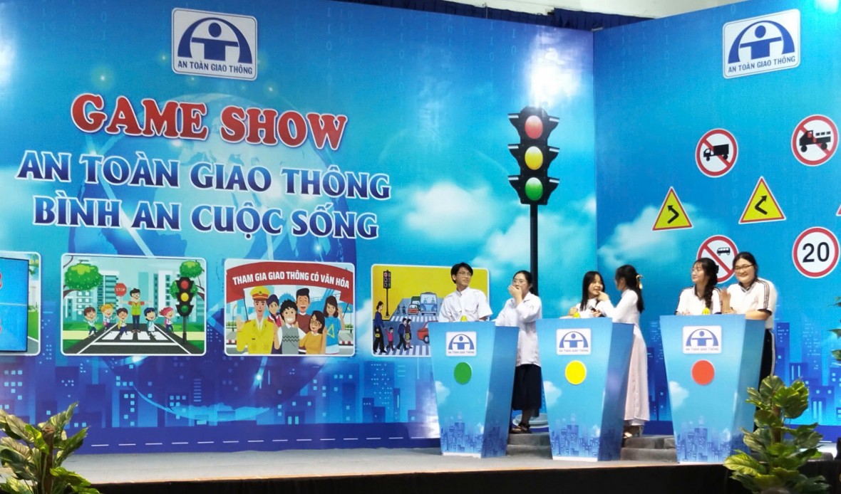 Cà Mau: Sôi nổi Game show “An toàn giao thông - Bình an cuộc sống”