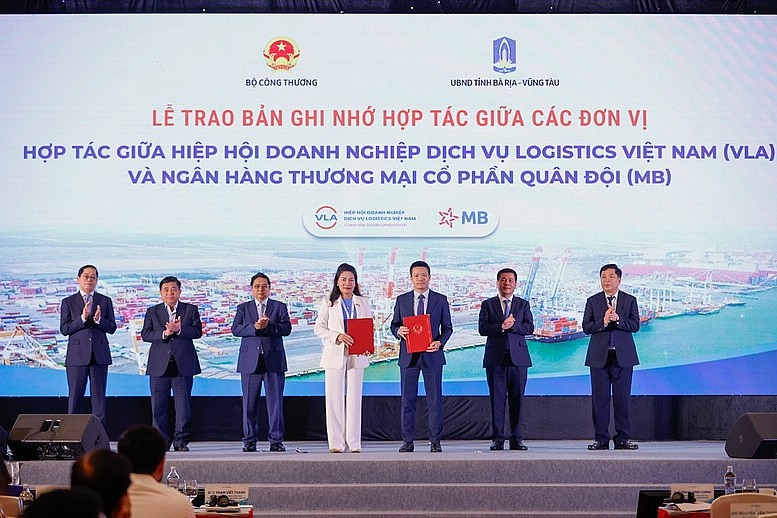 Thủ tướng nêu 7 giải pháp phát triển ngành logistics