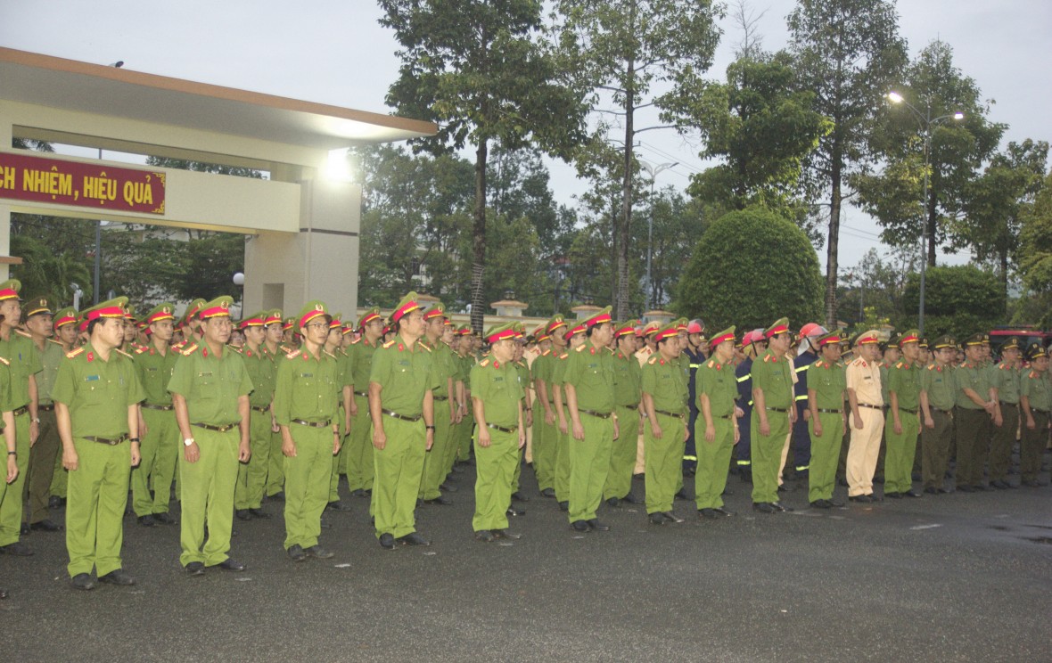 Bạc Liêu: Ra quân trấn áp tội phạm, bảo vệ an toàn Tết Nguyên đán Ất Tỵ