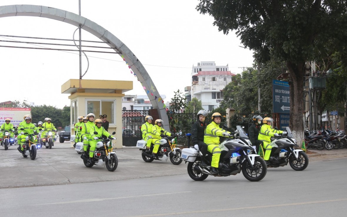 Công an Lạng Sơn và Quảng Ninh đồng loạt ra quân trấn áp tội phạm