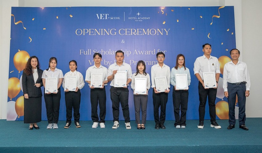 Khai giảng Lớp Quản trị khách sạn và trao học bổng toàn phần VET by EHL tại Phú Quốc