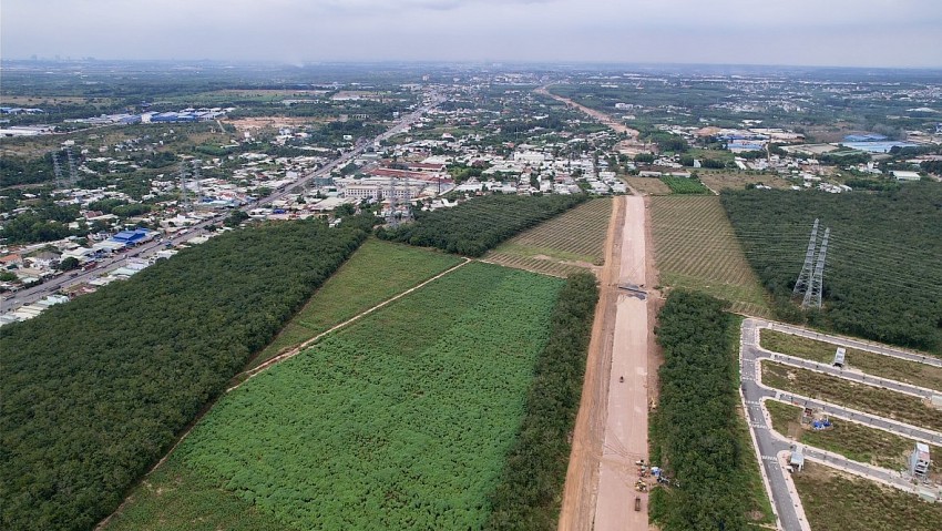 Chạy đua triển khai đường kết nối đến sân bay Long Thành