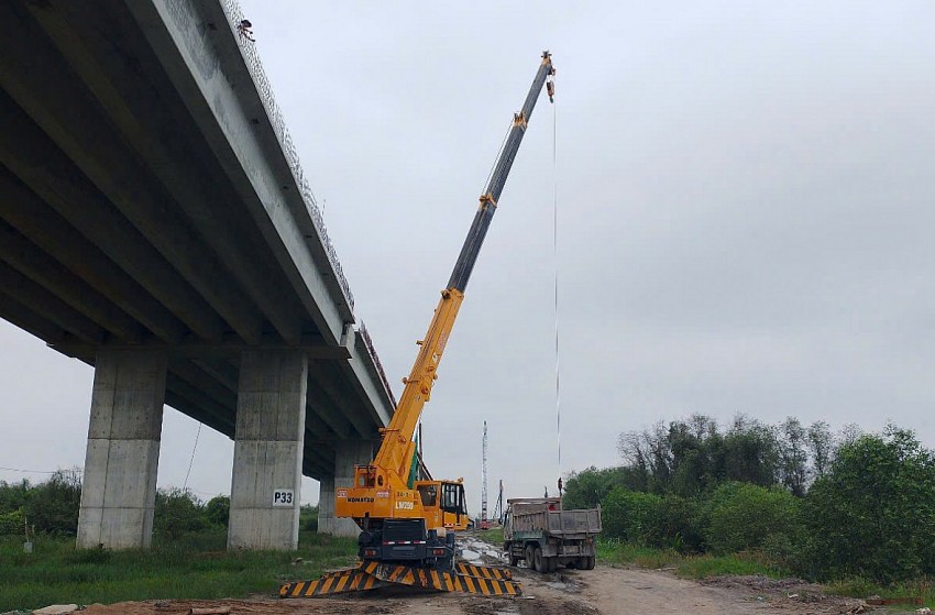 Cầu Nhơn Trạch nên hình hài sắp nối đôi bờ sông Đồng Nai