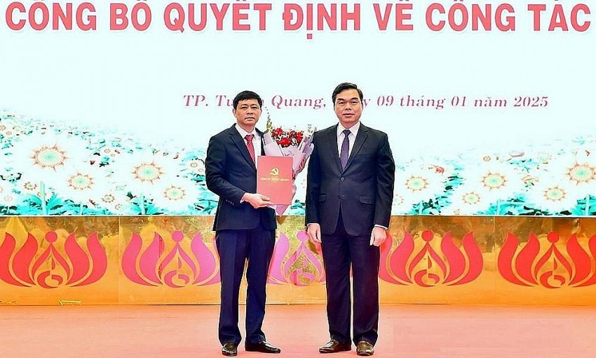 Giám đốc Sở Xây dựng được điều động giữ chức Phó Bí thư Thành ủy Tuyên Quang