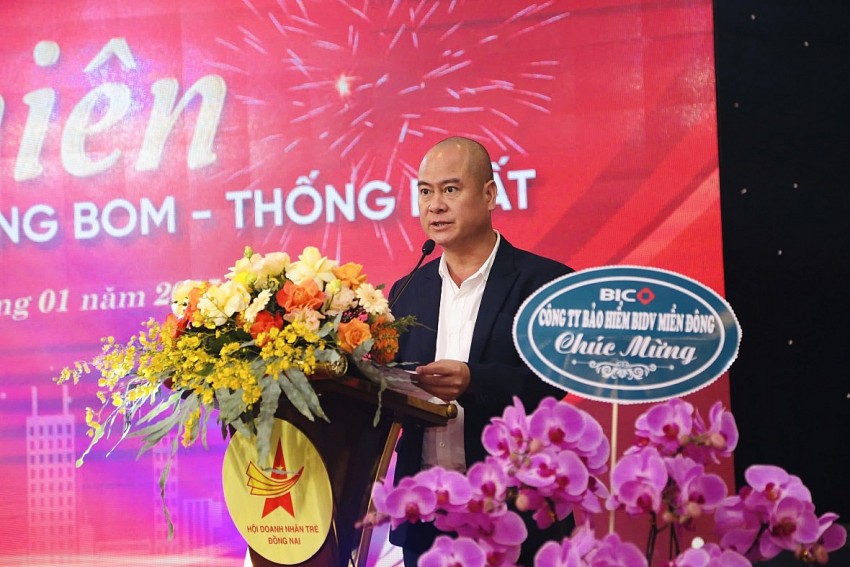 ông Phạm Thế Linh, Chủ tịch chi Hội Doanh nhân Trẻ TP.Biên Hòa phát biểu tại buổi lễ. ông Phạm Thế Linh, Chủ tịch chi Hội Doanh nhân Trẻ TP.Biên Hòa phát biểu tại buổi lễ.