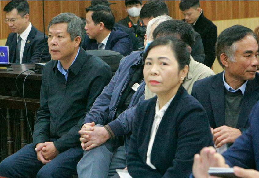 Các bị cáo có mặt tại phiên tòa xét xử sơ thẩm. Ảnh: ĐẶNG TRUNG