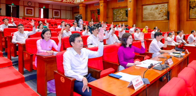 Một kỳ họp gần đây của HĐND tỉnh Vĩnh Phúc (Ảnh: Cổng TTĐT Vĩnh Phúc).