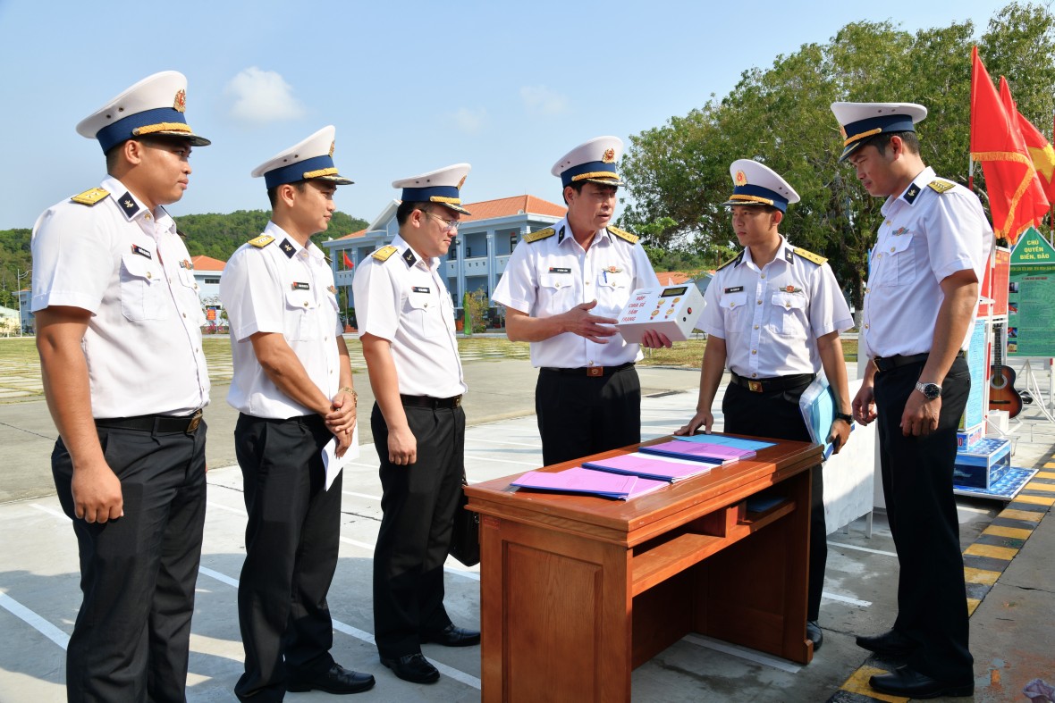 Hội thi sáng kiến, mô hình học cụ năm 2025 của Bộ Tư lệnh Vùng 5 Hải quân