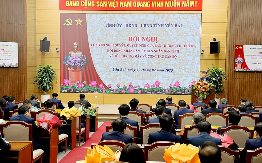 Yên Bái công bố Nghị quyết, Quyết định về tổ chức bộ máy và công tác cán bộ Yên Bái công bố Nghị quyết, Quyết định về tổ chức bộ máy và công tác cán bộ