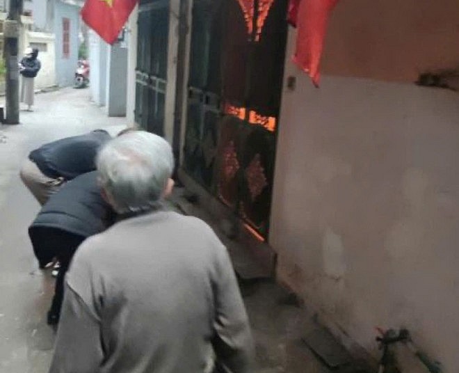 Ngôi nhà xảy ra vụ cháy. Ngôi nhà xảy ra vụ cháy.