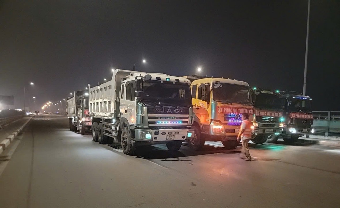 Kiểm định cầu Đồng Nai cũ xuyên đêm, đánh giá an toàn và đề xuất phương án sửa chữa