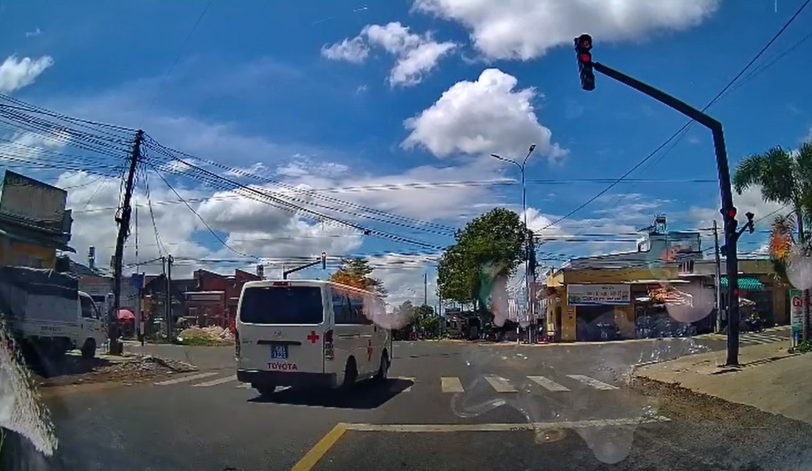 Chiếc xe cứu thương trong vụ tai nạn