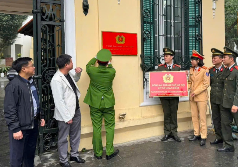 Trụ sở 30 công an quận, huyện, thị xã ở Hà Nội thành cơ sở Công an TP Hà Nội.