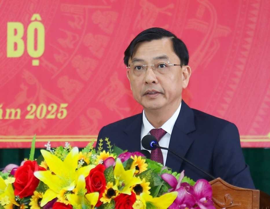 Tân Bí thư Thành ủy Hà Tĩnh Trần Việt Hà.