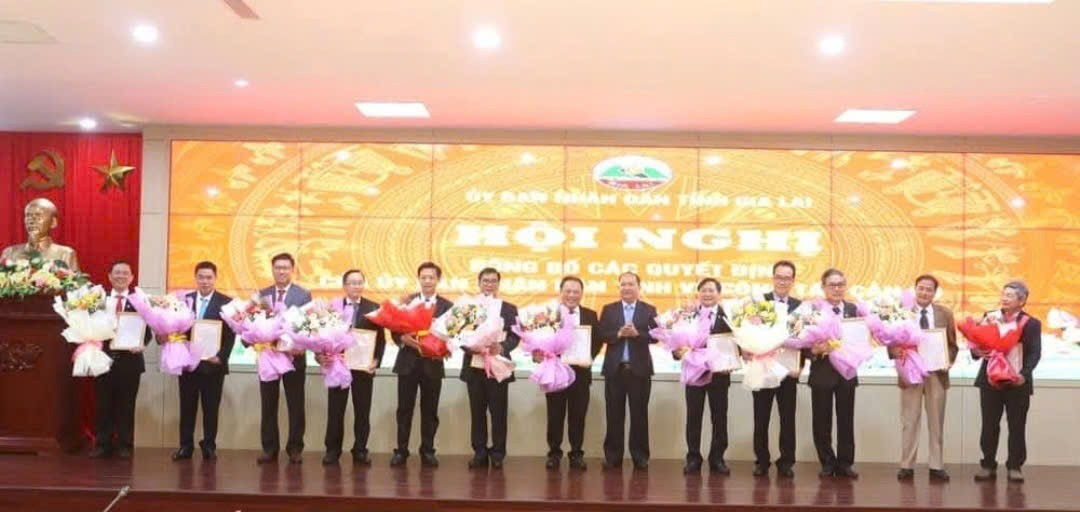 Gia Lai: Công bố các quyết định của UBND tỉnh về công tác cán bộ