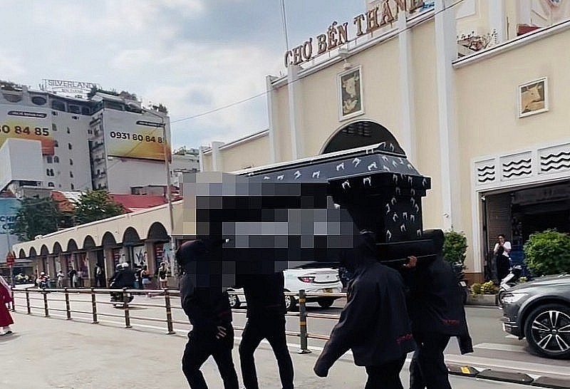 Hình ảnh quan tài diễu phố. Hình ảnh quan tài diễu phố.