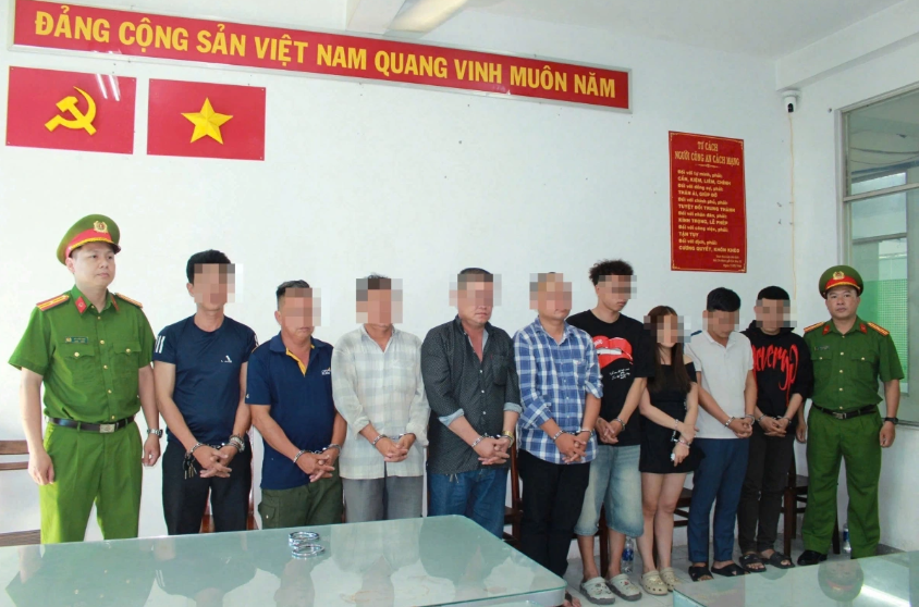 Các đối tượng bị bắt giữ. Các đối tượng bị bắt giữ.