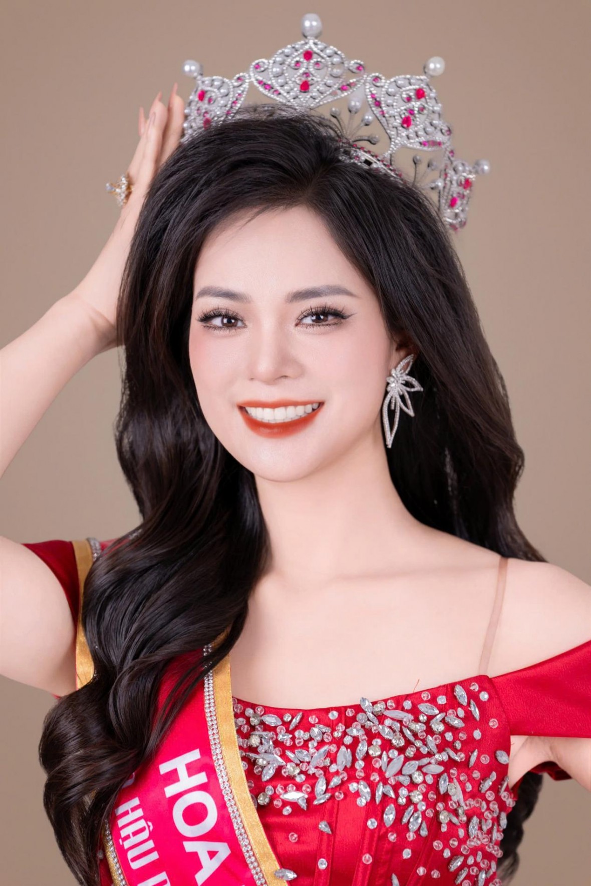 Hoa hậu Nhân ái Đào Thị Ngân chia sẻ về kế hoạch thực hiện dự án nhân ái “Vòng tay yêu thương”