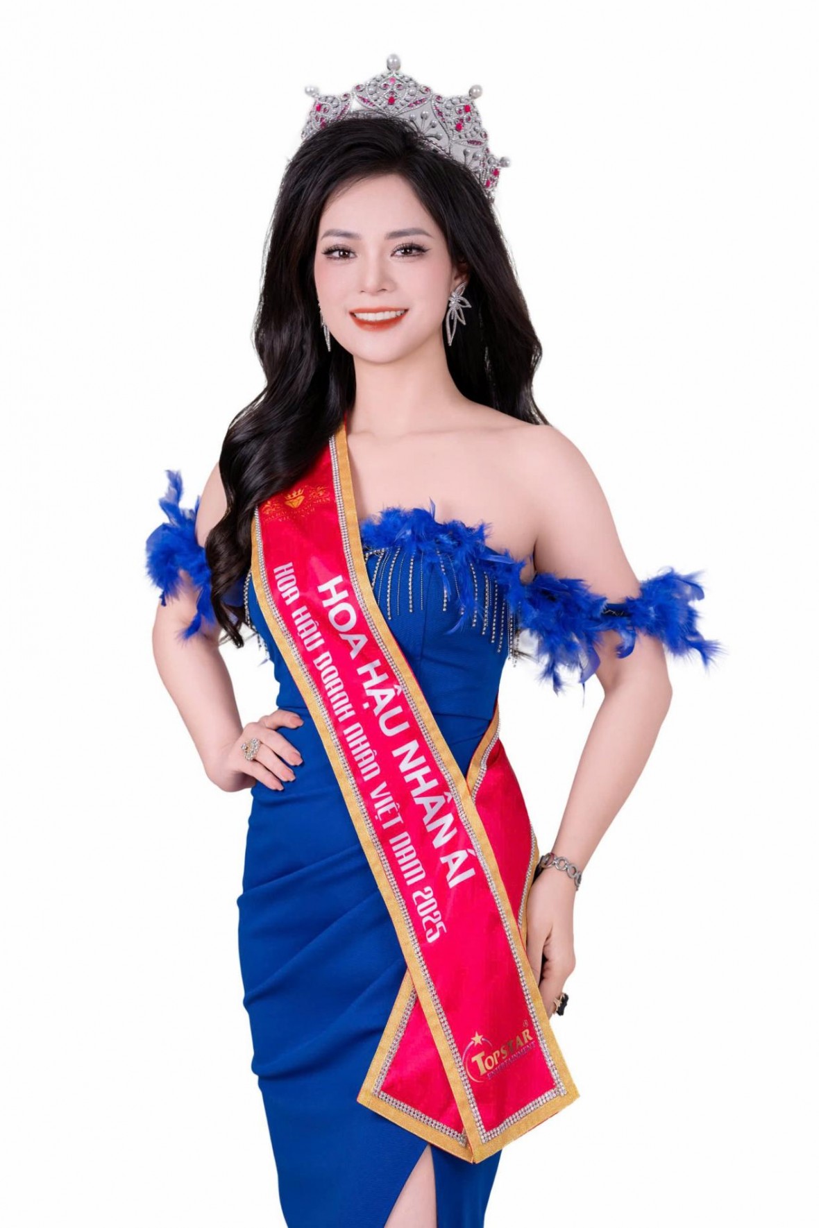 Hoa hậu Nhân ái Đào Thị Ngân chia sẻ về kế hoạch thực hiện dự án nhân ái “Vòng tay yêu thương”