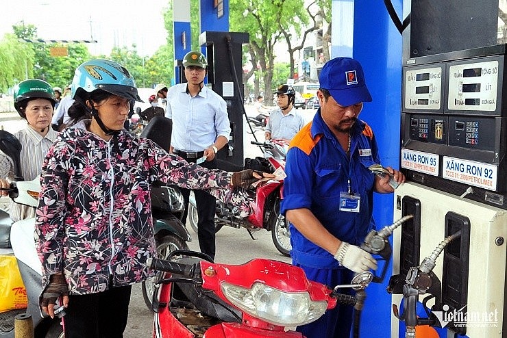 Giá xăng dầu giảm mạnh Giá xăng dầu giảm mạnh