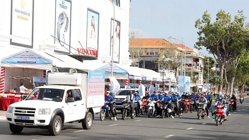 Tiền Giang: Diễu hành hưởng ứng ngày Quyền của người tiêu dùng Việt Nam