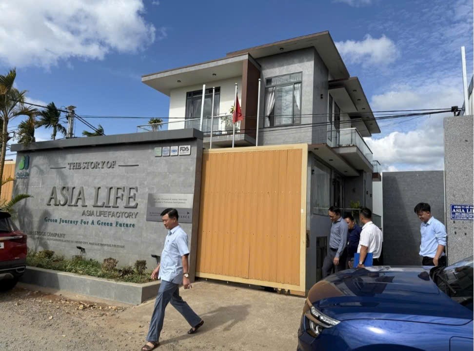 Đắk Lắk: Kiểm tra đột xuất công ty bị tố quảng cáo “không đúng” kẹo rau củ