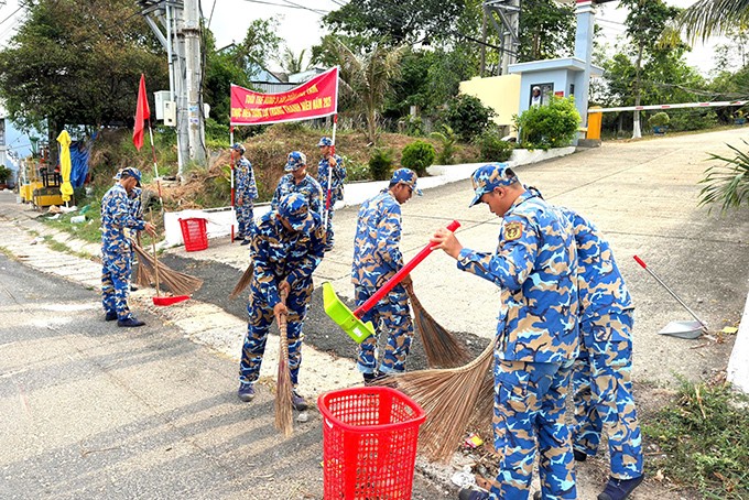 Vùng 5 Hải quân tổ chức “Ngày thứ 7 tình nguyện”