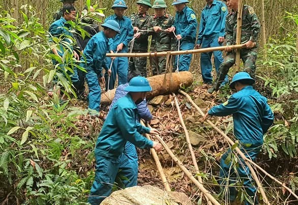 Hủy nổ thành công quả bom 340 kg.