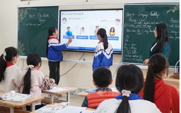 Cần thêm 8.200 tỷ đồng để miễn học phí cho học sinh công lập