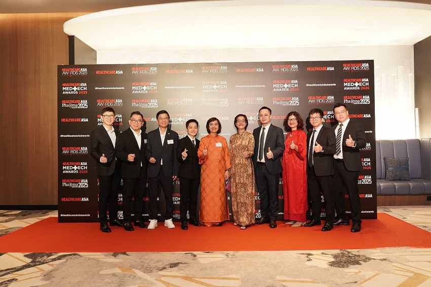 FPT Long Châu nhận giải thưởng danh giá của châu Á trong lĩnh vực chăm sóc sức khỏe. FPT Long Châu nhận giải thưởng danh giá của châu Á trong lĩnh vực chăm sóc sức khỏe.